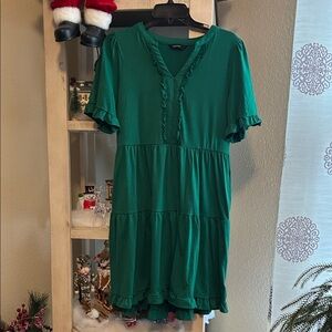 Chic Emerald Ruffle Mini Dress
